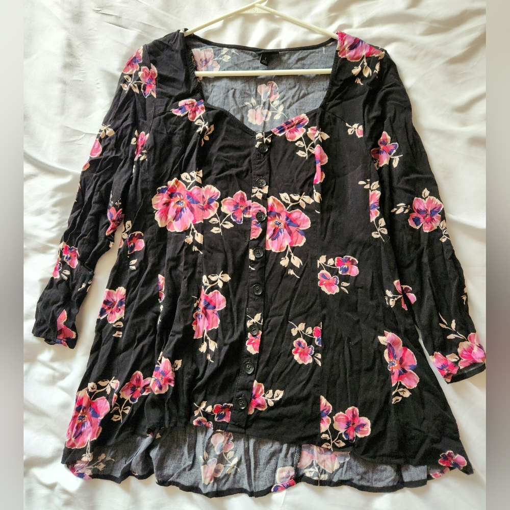 Torrid Fit And Flare Stretch Challis Button-Up Top